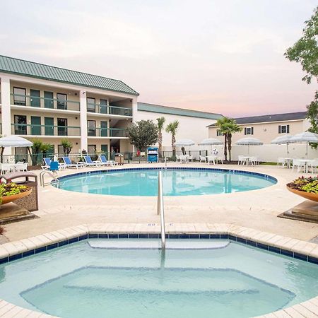 Econo Lodge Inn & Suites Foley-North Gulf Shores Eksteriør billede