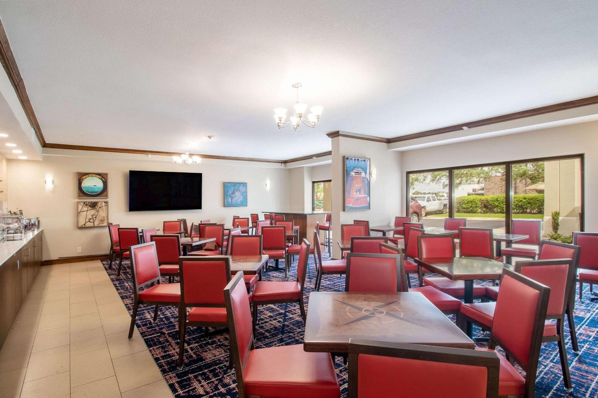 Econo Lodge Inn & Suites Foley-North Gulf Shores Eksteriør billede